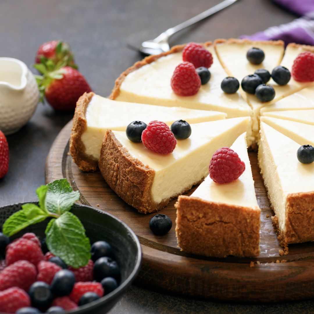 Cheesecake Slice Stock Photos and Images - 123RF